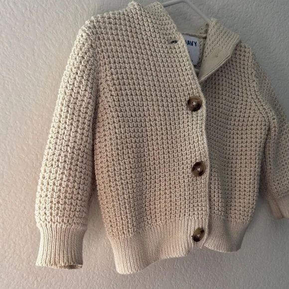 Old Navy Kids Beige Knit Sweater - Picture 2 of 6